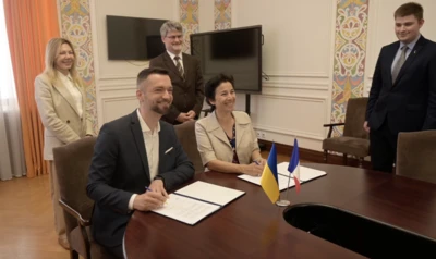 Signature Institut fran?ais x Institut ukrainien 