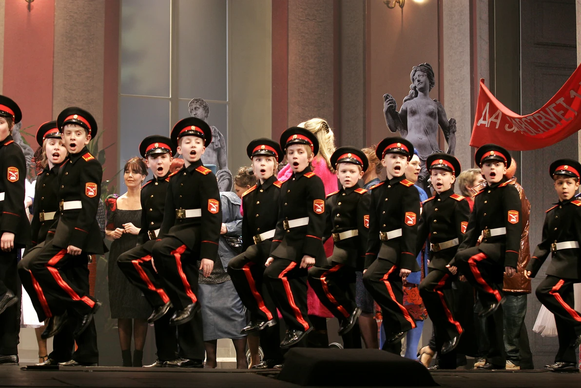 "La Dame de Pique" de Tchai?kovsky par le Choeur et l'Orchestre de l'Ope?ra national de Lettonie 