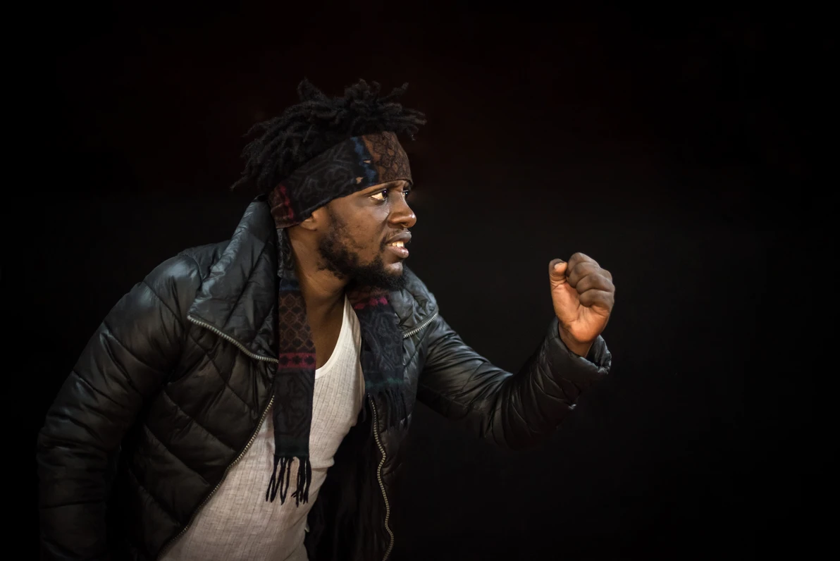 Spectacle « Abduction » ; création 2019 au Centre Culturel Camerounais. 