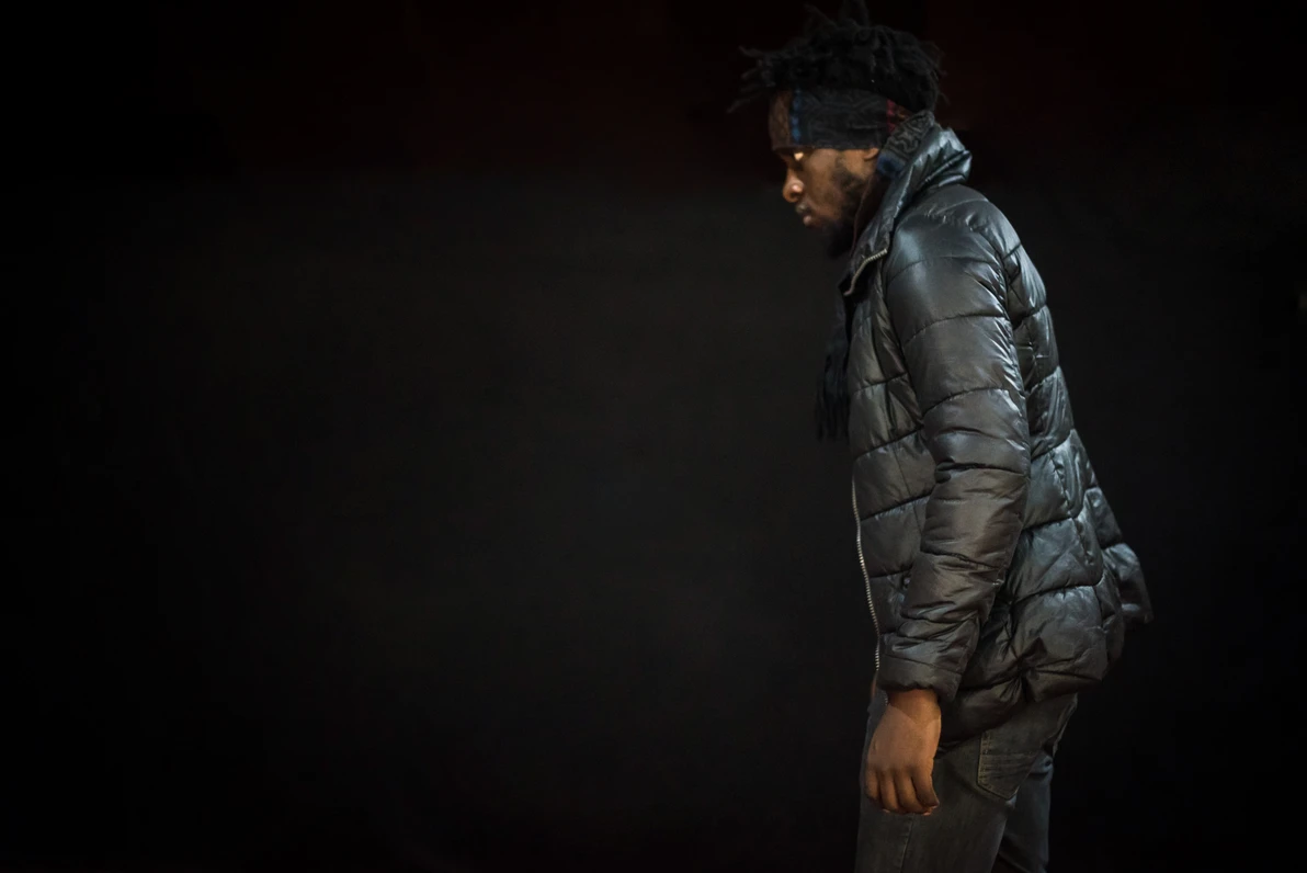 Spectacle « Abduction » ; création 2019 au Centre Culturel Camerounais. 