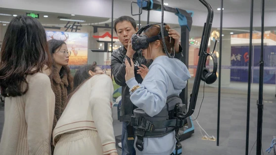 Présentation d’oeuvres VR, Alliance franc?aise de Chengdu en Chine