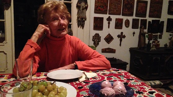 Annette - affectueusement surnommée "Pani Néni" (Tante Pani). (Budapest) 