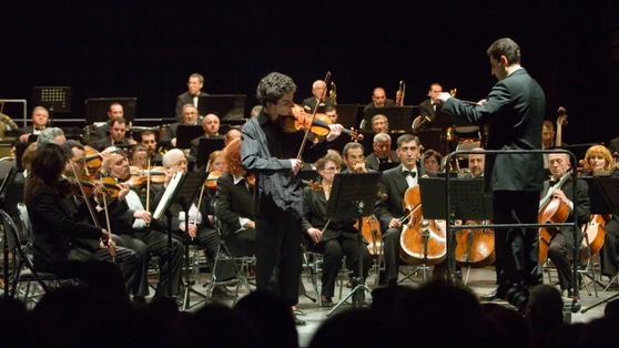 Tourne?e en France du violoniste Serguei? Khatchatryan et de l'Orchestre philharmonique d'Arme?nie